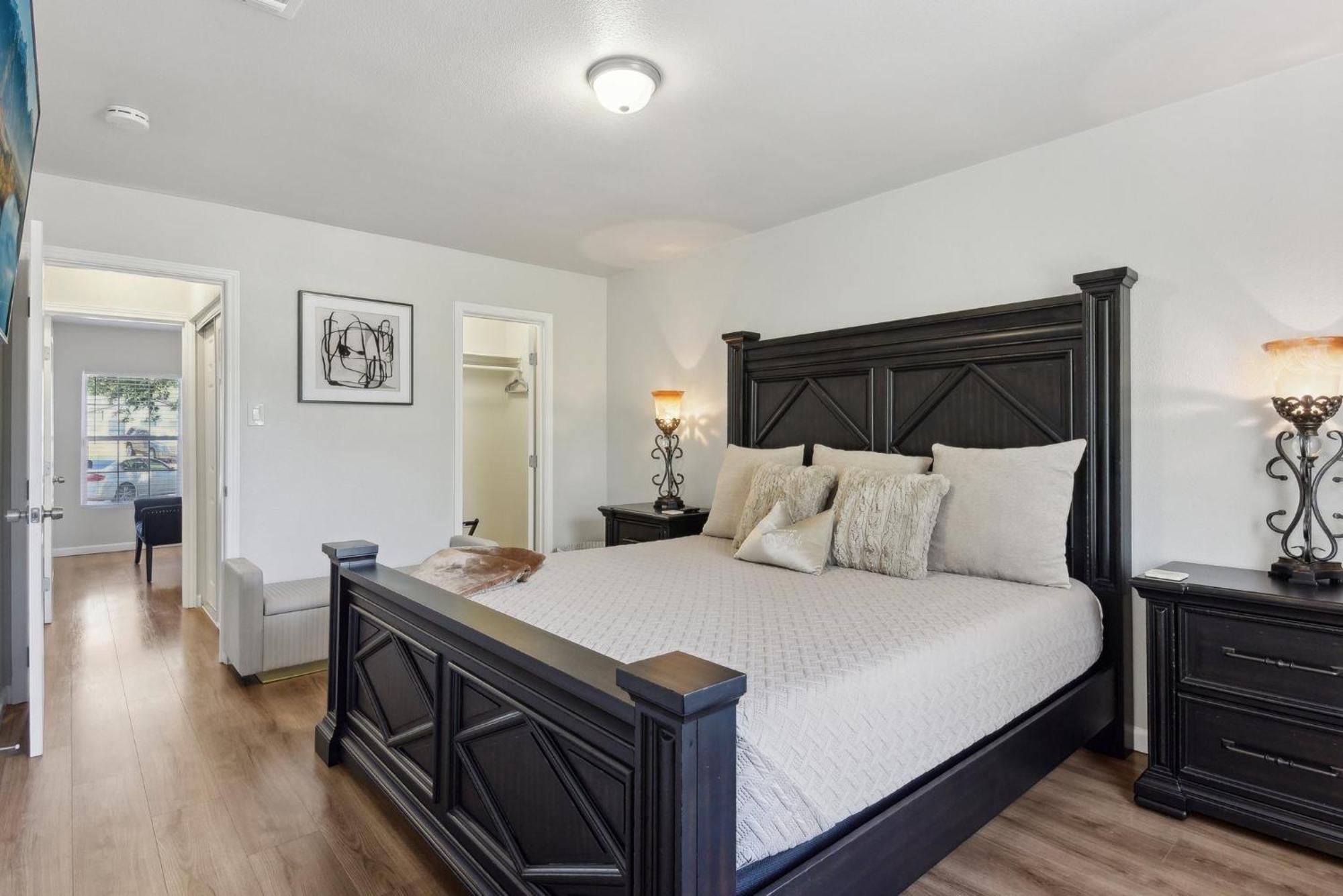 Modern Rental Near Medical Center, Six Flags, Utsa, La Cantera, Lackland Afb San Antonio Exterior photo